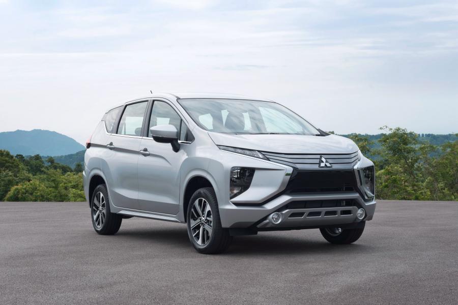  Mitsubishi Xpander 2017 года  (фото 4 из 30)